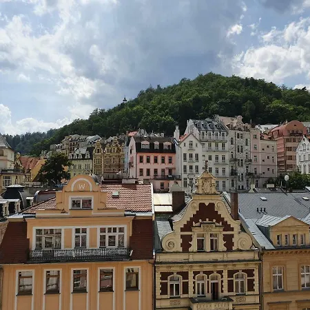 Madonna Apartment Karlsbad