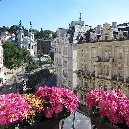 Madonna Karlovy Vary